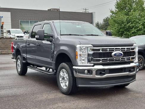New 2026 Ford F250 XLT w/ Snow Plow Prep Package AWD/4WD image 3