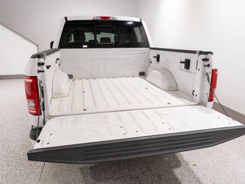 Used 2017 Ford F150 XLT w/ Equipment Group 302A Luxury AWD/4WD image 11