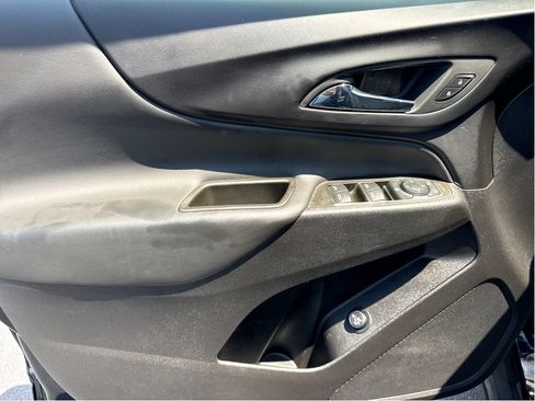 Used 2024 Chevrolet Equinox LT w/ LPO, Floor Liner Package FWD image 11