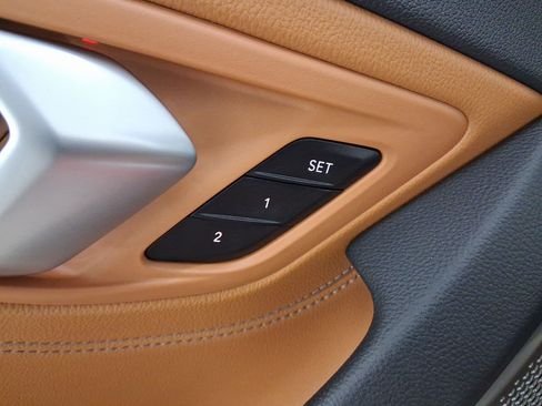 Certified 2023 BMW Z4 M40i w/ Premium Package image 12