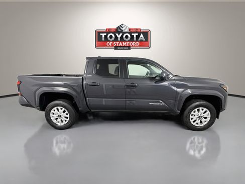 Certified 2026 Toyota Tacoma SR5 AWD/4WD image 8