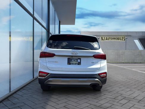 Used 2020 Hyundai Santa Fe Limited w/ Cargo Package image 6