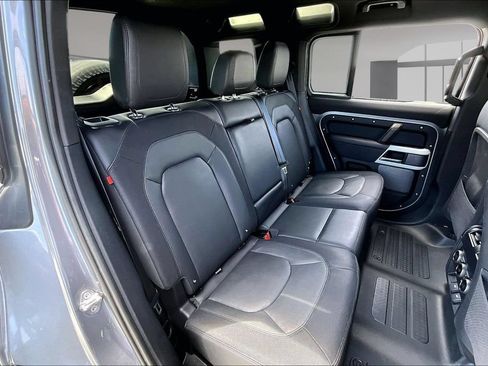Certified 2024 Land Rover Defender 110 X-Dynamic SE AWD/4WD image 23