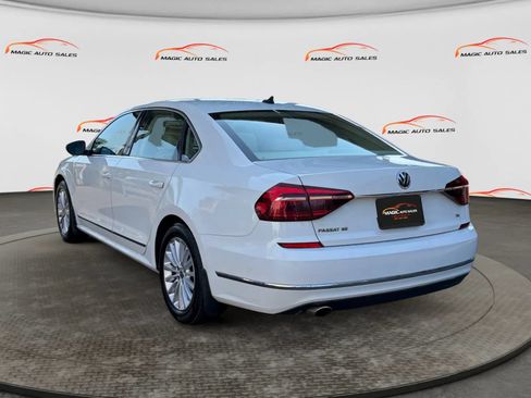 Used 2017 Volkswagen Passat 1.8T SE FWD image 8