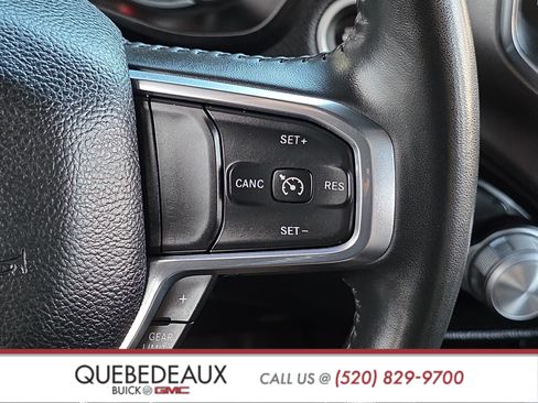Used 2024 RAM 1500 Laramie AWD/4WD image 13