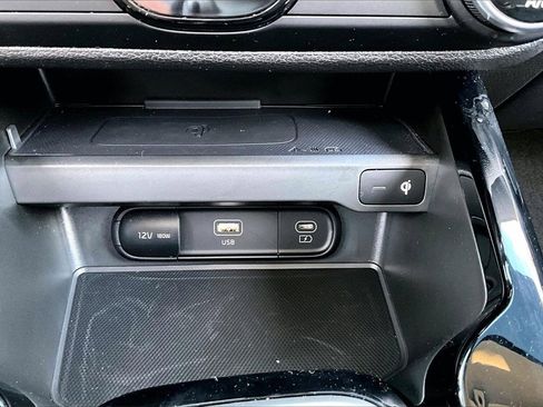 Certified 2025 Kia Soul EX image 24