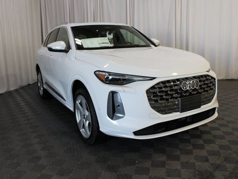 New 2025 Audi Q5 Premium Plus image 28