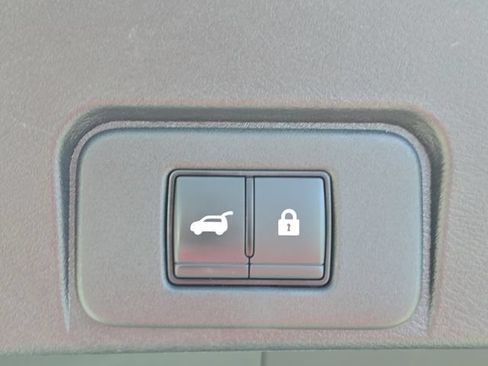 Used 2023 Nissan Rogue Platinum w/ Platinum Premium Package AWD/4WD image 14