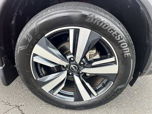 Certified 2023 Nissan Rogue SL w/ SL Premium Package AWD/4WD image 12