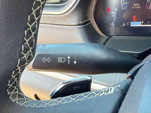 Used 2024 Jeep Grand Cherokee L Laredo RWD image 22