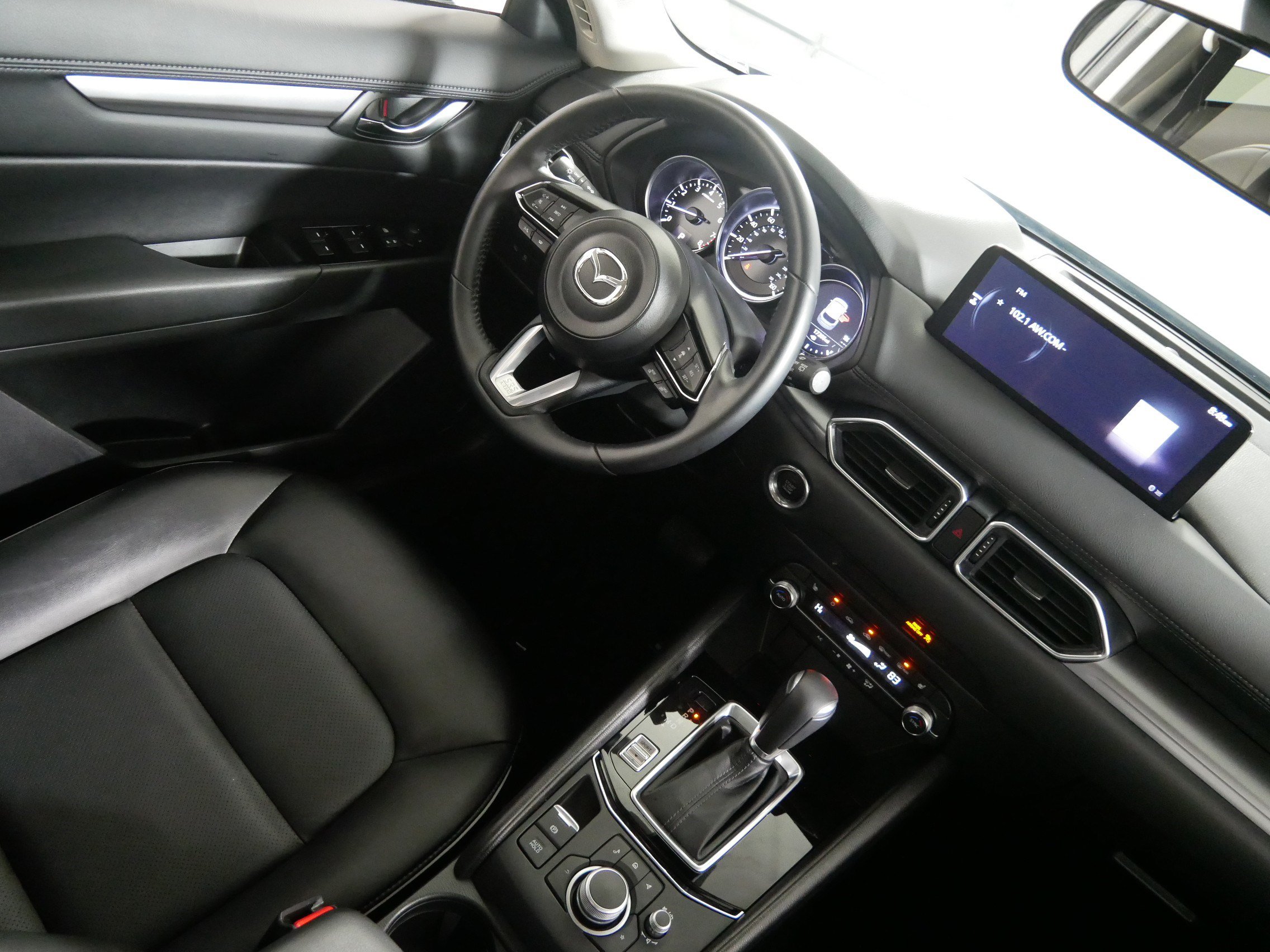 Certified 2025 MAZDA CX-5 AWD 2.5 S w/ Select Package image 9
