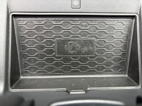 Used 2023 Nissan Frontier PRO-4X w/ Pro Convenience Package AWD/4WD image 37