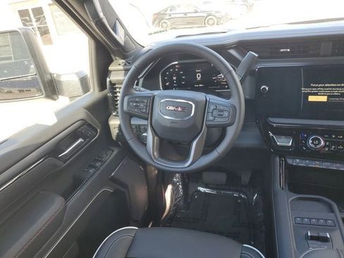 New 2026 GMC Sierra 2500 AT4X AWD/4WD image 14