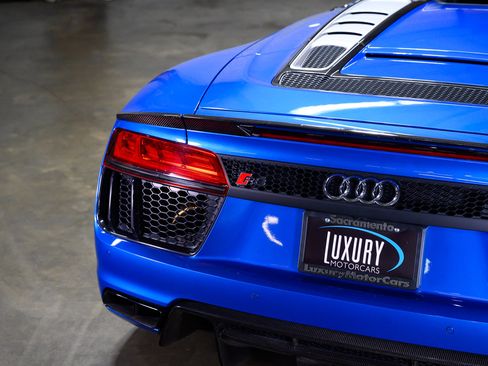 Used 2018 Audi R8 V10 plus image 22