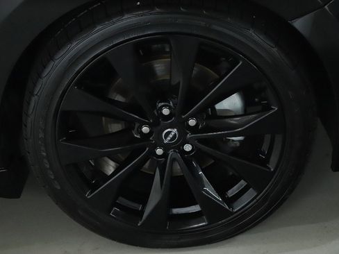 Certified 2023 Nissan Maxima SR w/ Sport Mat Group image 10