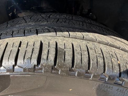 Used 2024 Ford Expedition Limited AWD/4WD image 41
