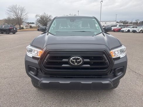 Used 2023 Toyota Tacoma SR image 8