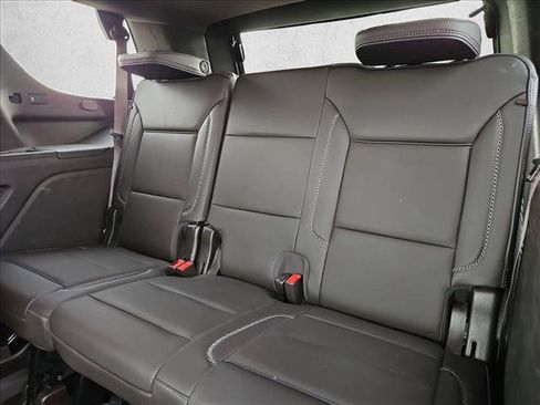 Used 2022 GMC Yukon Denali RWD image 21