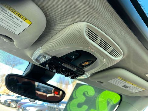 Used 2023 MINI Cooper SE image 31