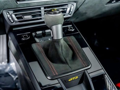 Used 2022 Porsche 911 GT3 RWD image 46