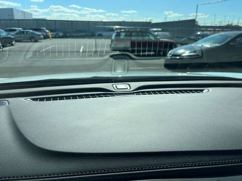 Used 2025 Buick Encore GX Preferred image 18