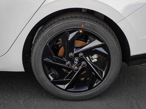 New 2026 Hyundai Elantra Sport image 11