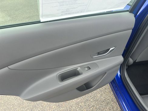New 2026 Hyundai Elantra Blue image 15