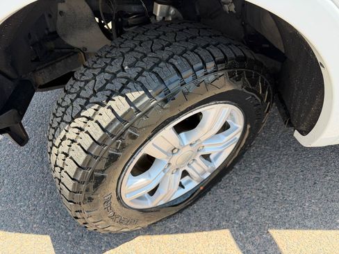Used 2019 Ford Ranger XLT w/ Equipment Group 301A Mid AWD/4WD image 38