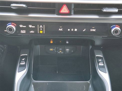 New 2026 Kia Sorento X-Line EX image 14