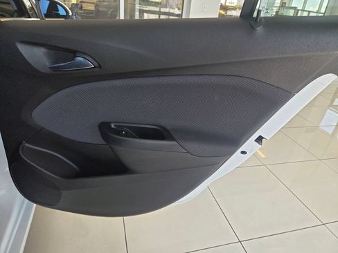 Used 2019 Chevrolet Cruze LT FWD image 24