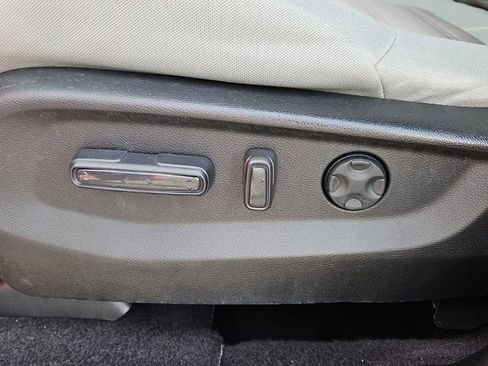 Used 2022 Honda CR-V EX image 12