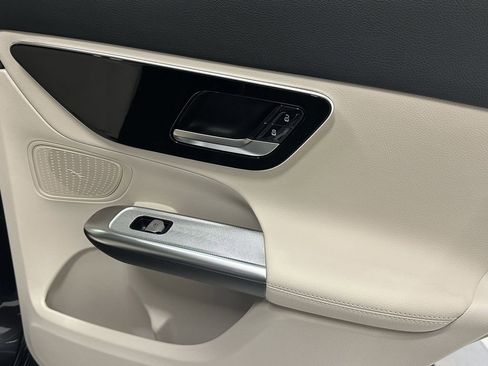 New 2026 Mercedes-Benz GLC 300 4MATIC image 19