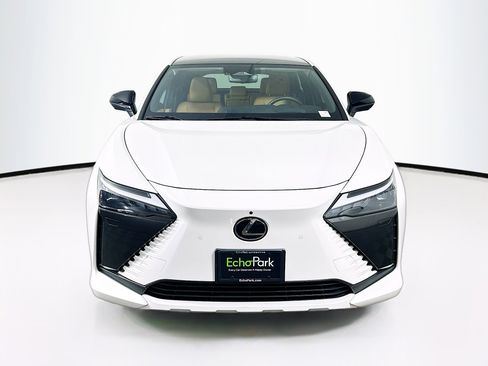 Used 2023 Lexus RZ 450e Premium w/ Technology Package image 2
