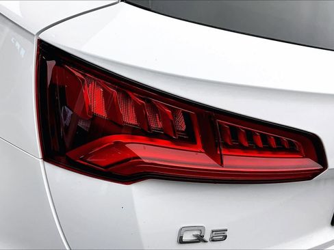 Used 2018 Audi Q5 2.0T Premium Plus w/ Premium Plus Package image 27