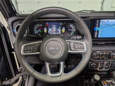 Used 2024 Jeep Wrangler High Altitude image 16
