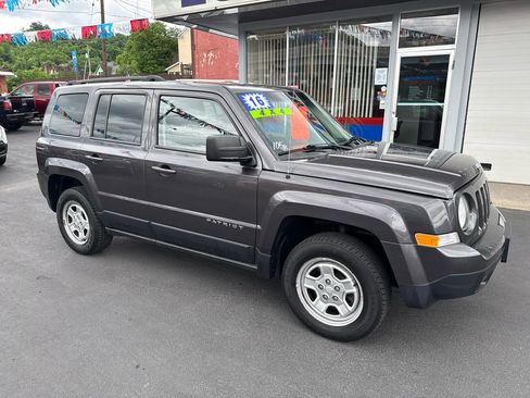 Used 2015 Jeep Patriot Sport AWD/4WD image 1