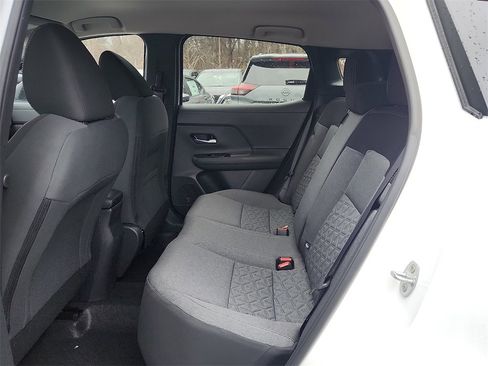 New 2026 Nissan Kicks SV image 5