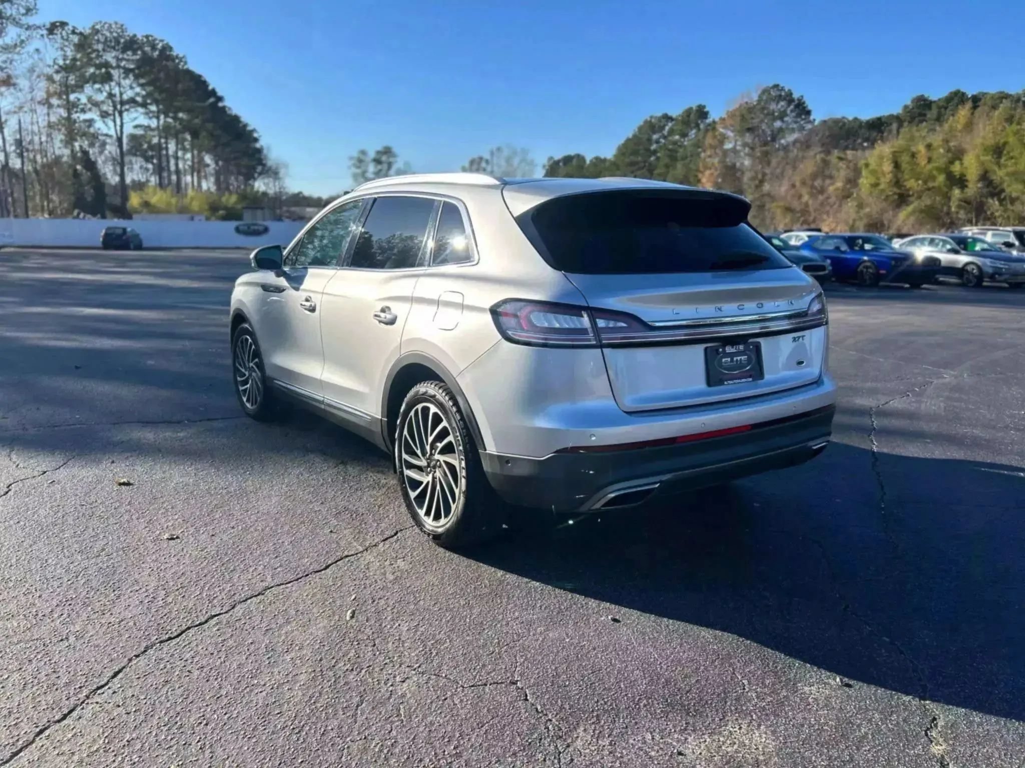 Used 2019 Lincoln Nautilus Reserve FWD image 9