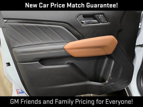 New 2026 GMC Canyon AT4 w/ Technology Plus Package AWD/4WD image 13
