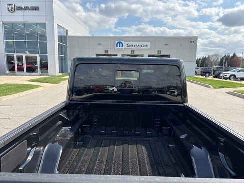 New 2026 Jeep Gladiator Mojave image 11