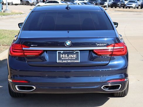 Used 2017 BMW 750i xDrive image 8