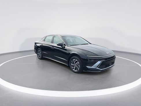New 2026 Hyundai Sonata Blue FWD image 2
