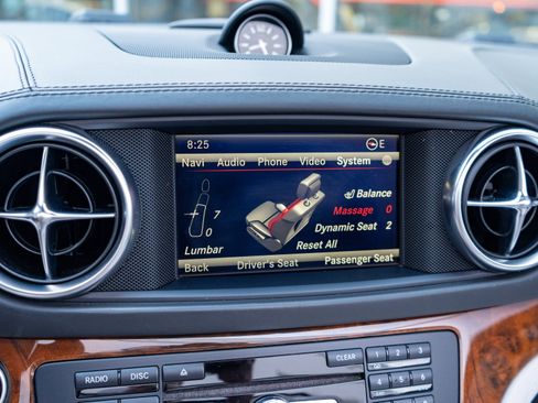 Used 2016 Mercedes-Benz SL 63 AMG image 25