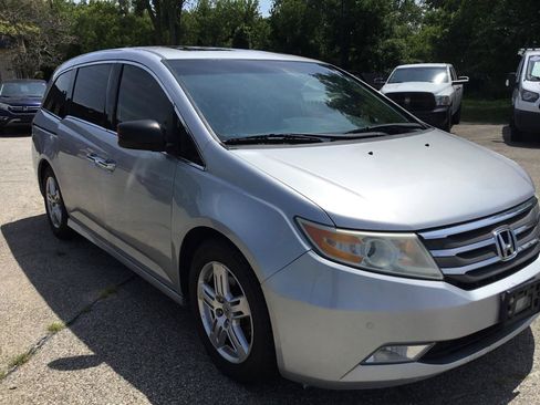 Used 2012 Honda Odyssey Touring image 4