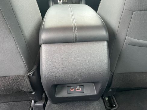 Used 2025 Nissan Altima 2.5 SV image 23