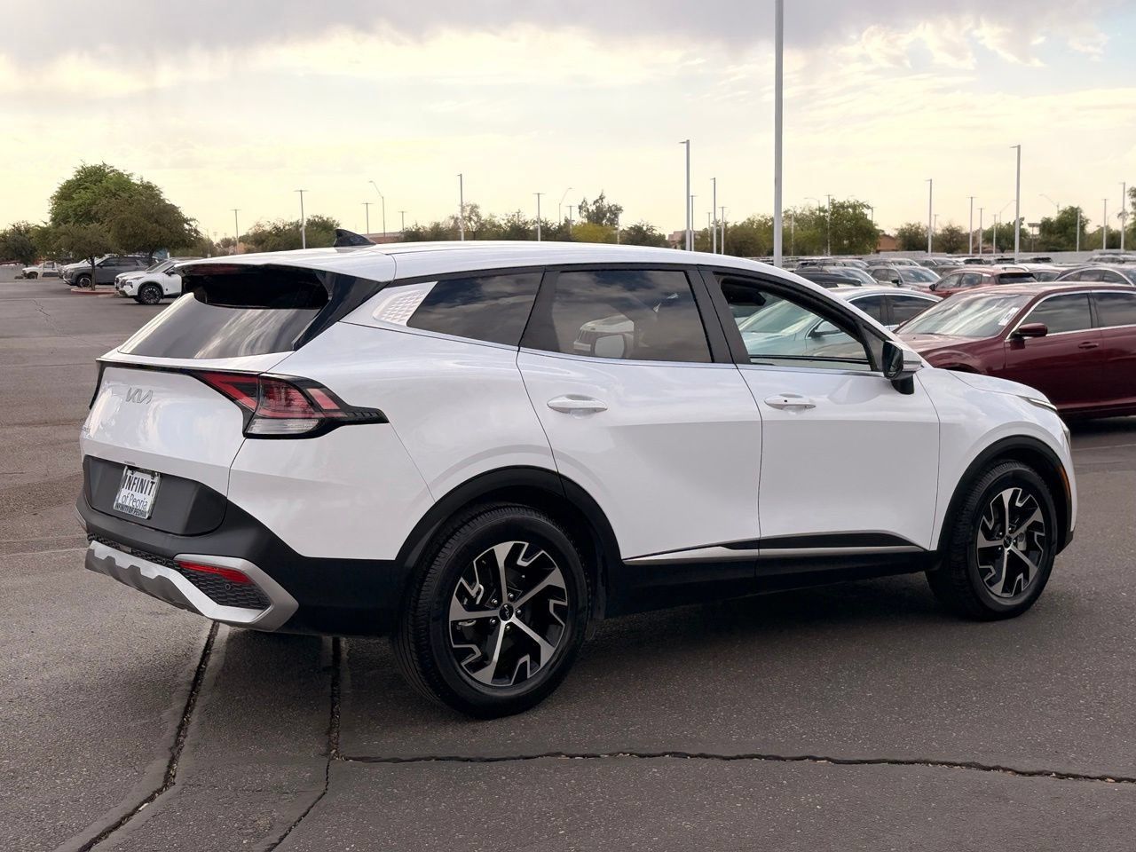 Used 2024 Kia Sportage EX FWD image 6