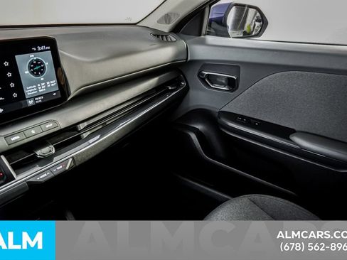 Used 2025 Kia K4 EX FWD image 39