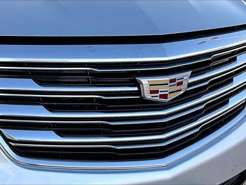 Used 2017 Cadillac XT5 Premium Luxury image 30