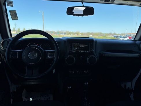 Used 2015 Jeep Wrangler Unlimited Sport w/ Quick Order Package 24S image 35