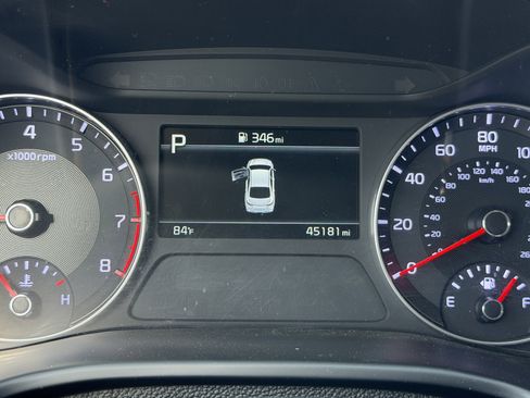 Used 2023 Kia Forte LXS w/ LXS Technology Package FWD image 10